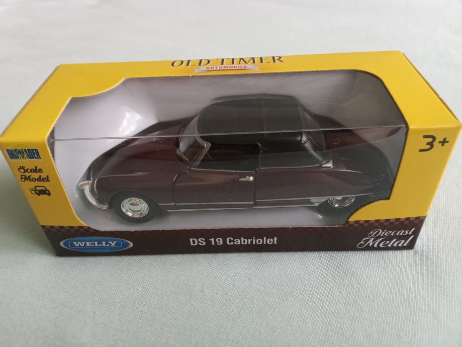 CITROEN DS 19 ŽABA Cabriolet oldtimer autić igračka (NOVO) Welly 1:32