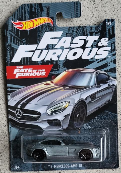 Hot wheels 15 MERCEDES AMG GT