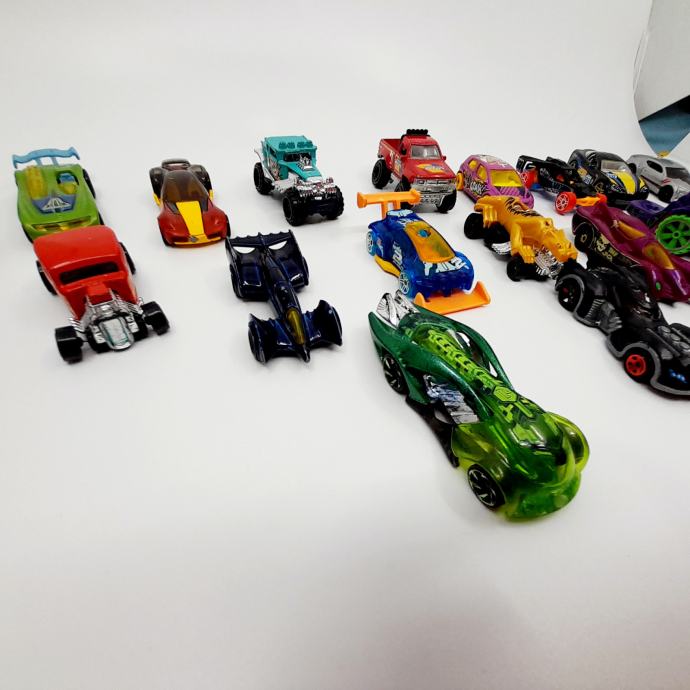 HOT WHEELS autići