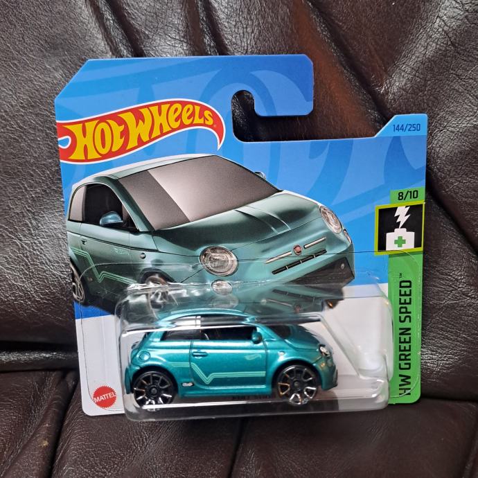 Hot Wheels ☆ Fiat 500e