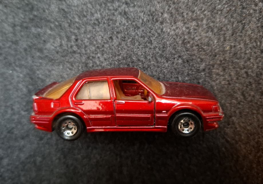 Matchbox  Saab 9000 turbo