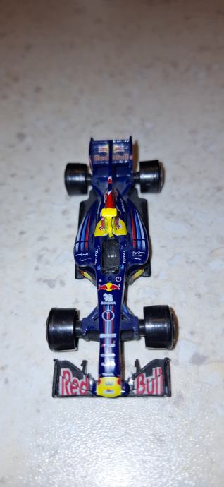 RB6 f1  -Majorette 1/64