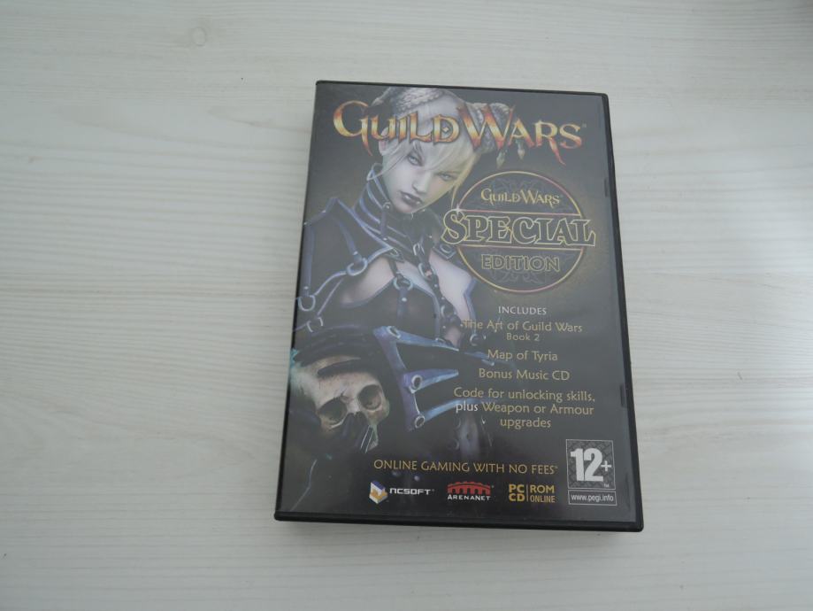 Orginal pc igrica Guild wars na 2 diska,top stanje