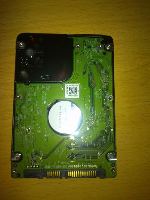 Hard disk 500gb za Playstation 3