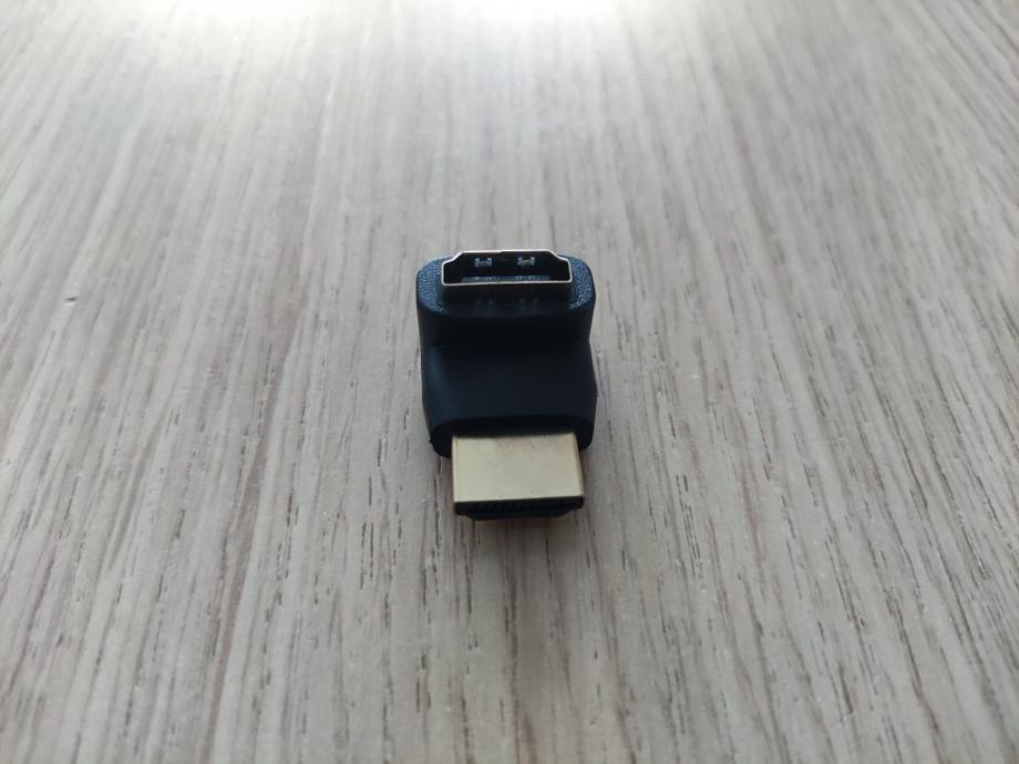 Kutni adapter HDMI muški na HDMI ženski