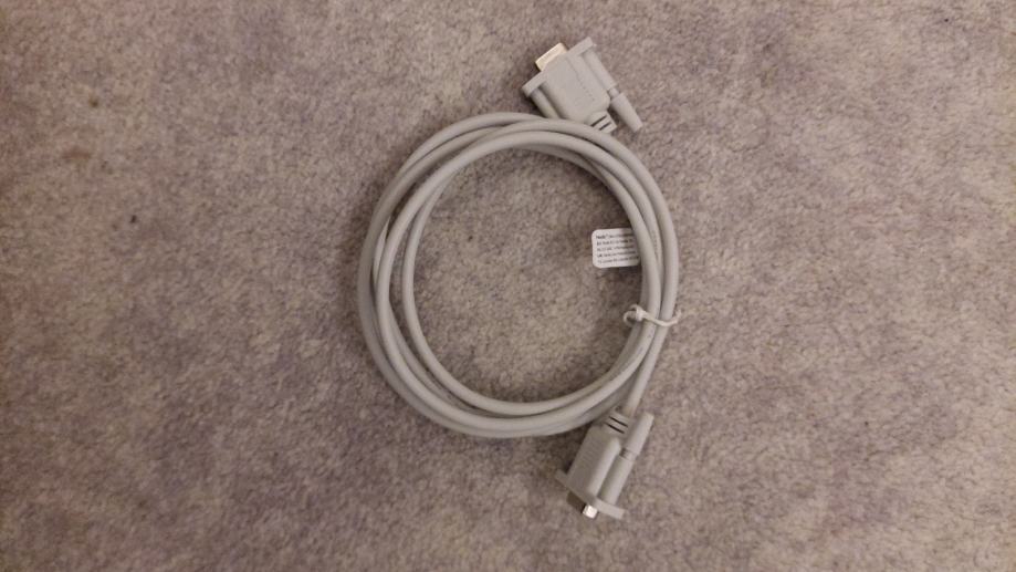 Serijski null modem kabel