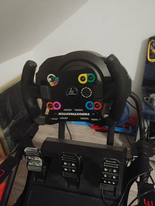 Thrustmaster t300 Ferrari Alcantara