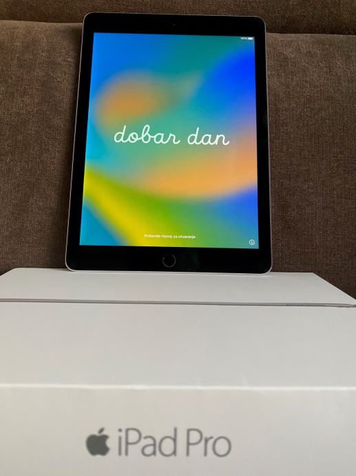 Apple iPad Pro 9,7" 128Gb Wi-Fi Space Gray