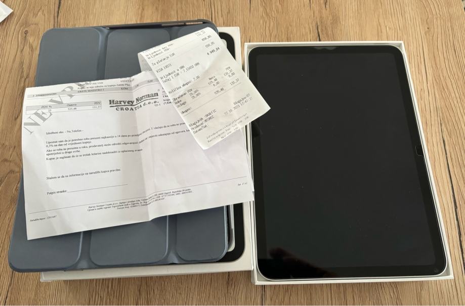 iPad (10 Generation) “Silver”10.9 kao novo