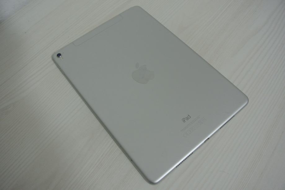 Tablet Apple ipad Pro A1674,kao na slikama,za dijelove