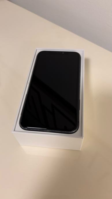 iPhone 11 64GB Black