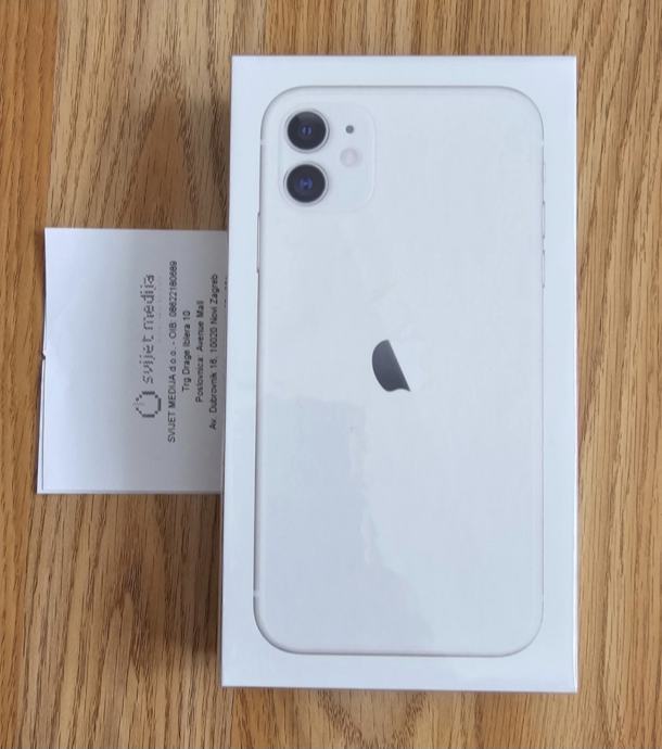 iPhone 11 64gb crni/bijeli NOVO