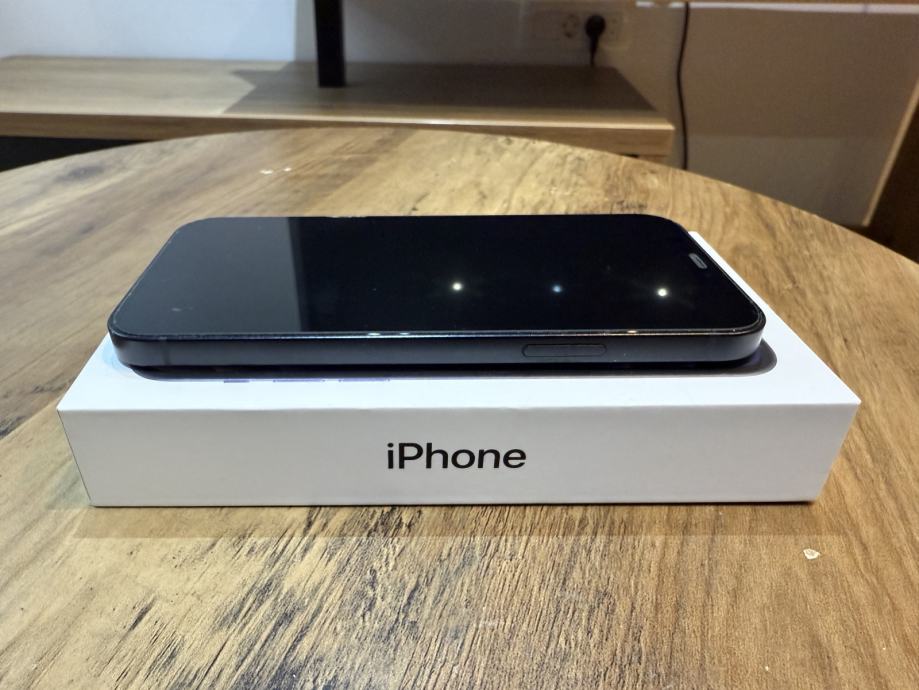 iPhone 12 64GB