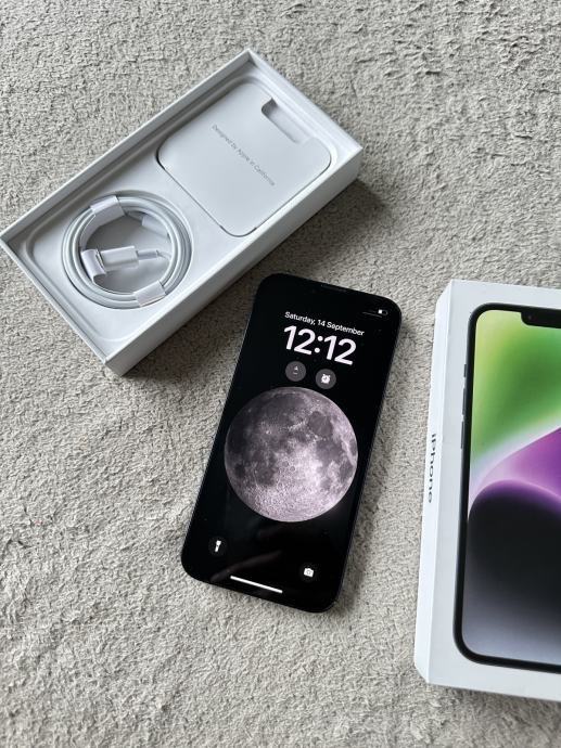 IPHON 14 može zamjena za 12