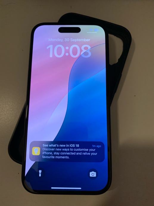 Apple Iphone 15 128gb zdravlje baterije 100% hitno