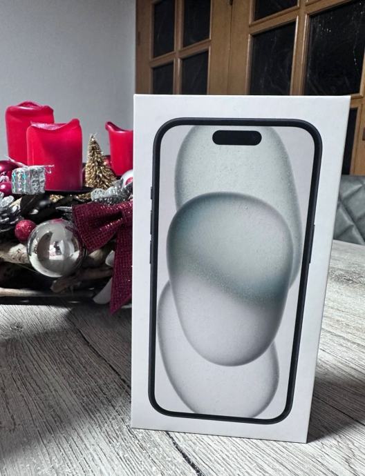 iPhone 15 512GB – Nekorišten uređaj