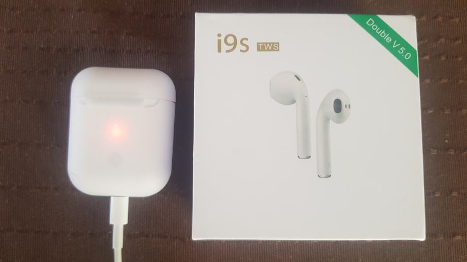 Как заряжать airpods не оригинал i9s