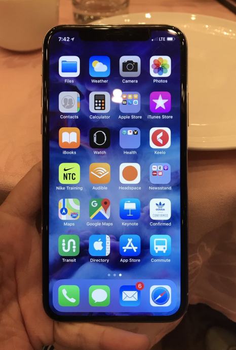 Prodajem Iphone x 64G