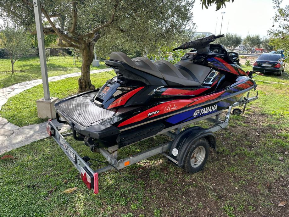 Yamaha Cruiser Jet Ski