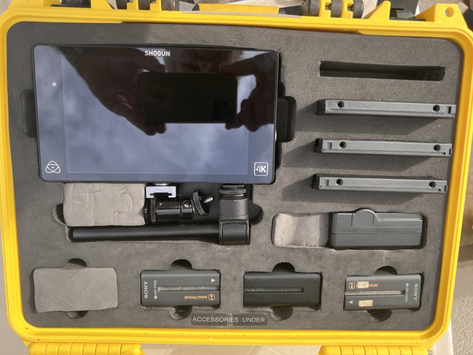 Atomos shogun sa opremom