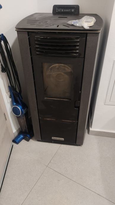 Kamin na palete 9 kw