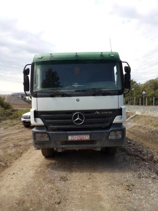 Мерседес actros 4141