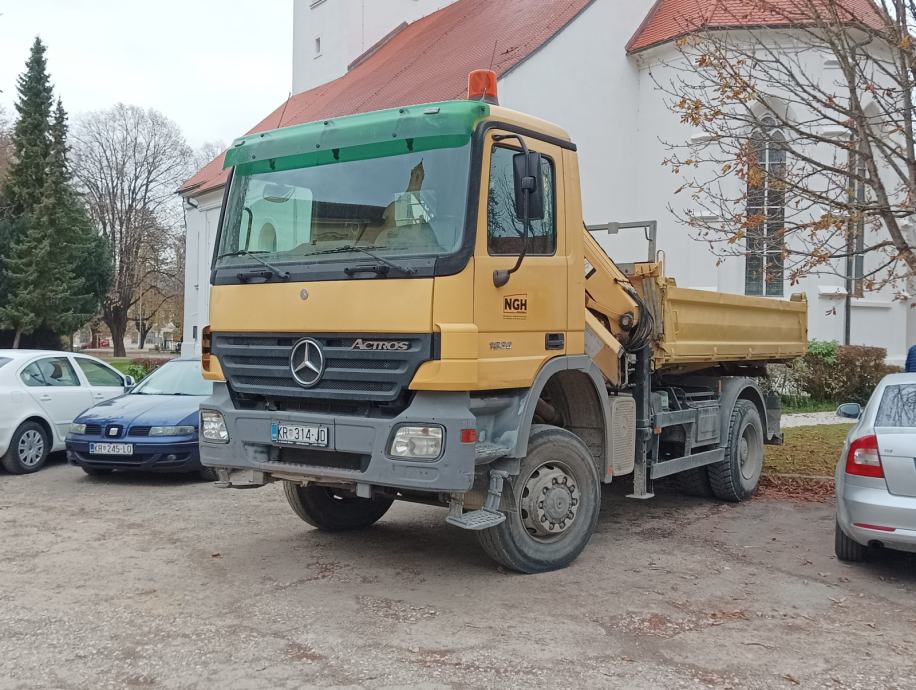 MERCEDES ACTROS MB 1836 KIPER KRAN 4X4, 2003 god.