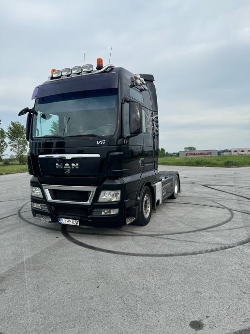 Man tgx 18.680 V8 eev, 2010 god.