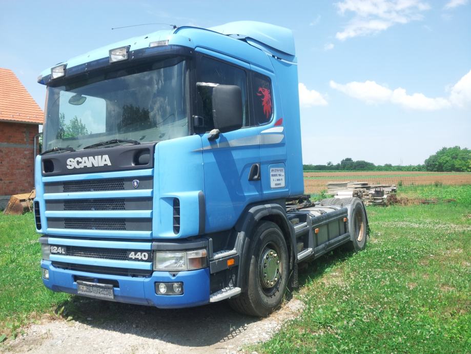 Scania 440, 2002 god.