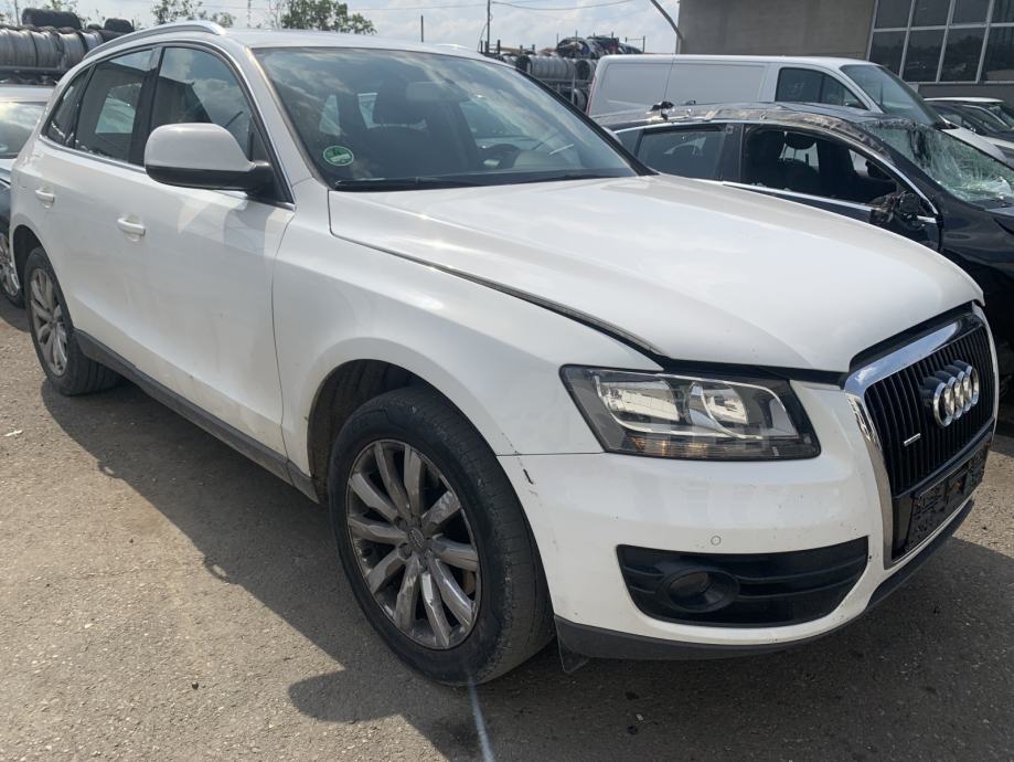 AUDI Q5 2010 3.0 tdi za dijelova dijelovi