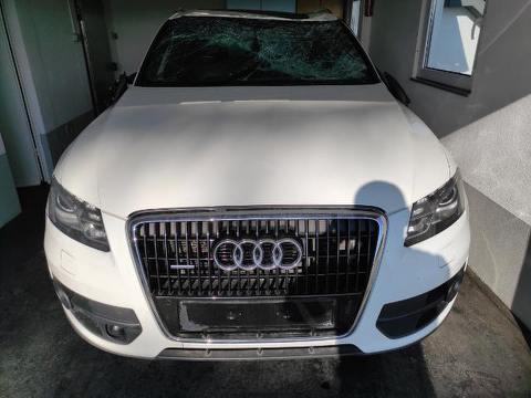 Audi Q5 3,0 TDI S-tronic g 2010-S LINE-PRODAJA SAMO PO DIJELOVIMA