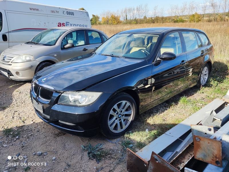 BMW serija 3 Touring 320d DIJELOVI