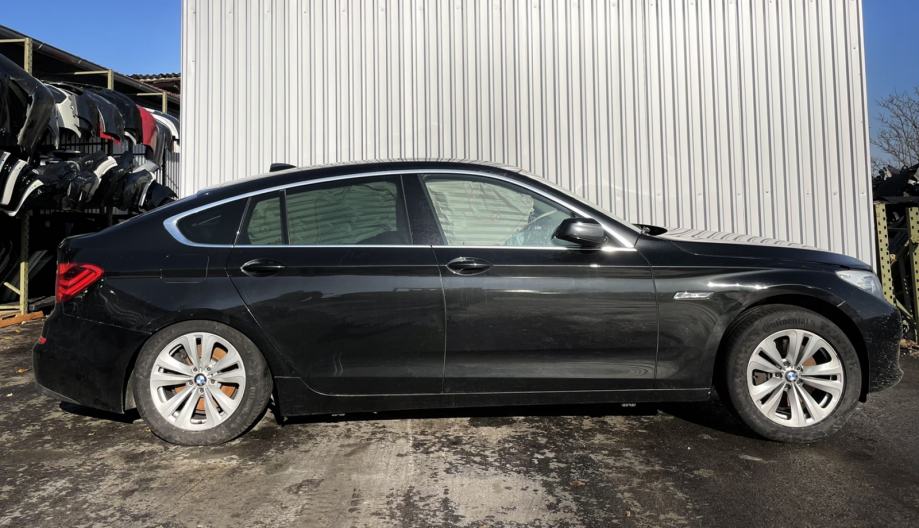 BMW serija 5 Gran Turismo 530d  Dijelovi