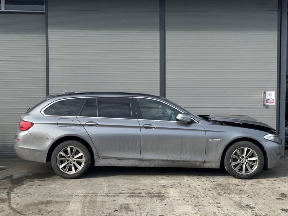 BMW serija 5 Touring 525xd  DIJELOVI