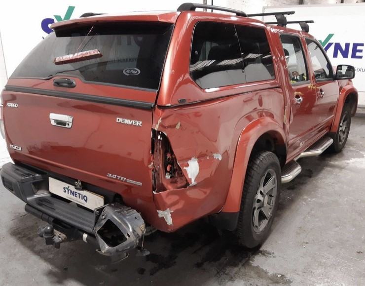 Isuzu D-MAX 3.0 TD dijelovi,motor,mjenjač,reduktor