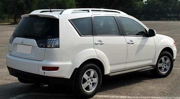 Mitsubishi Outlander 2,2 DID automatik