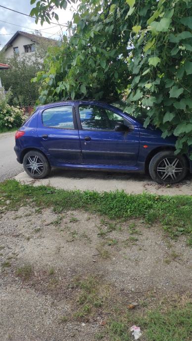 Peugeot 206 1,4 komplet za dijelove