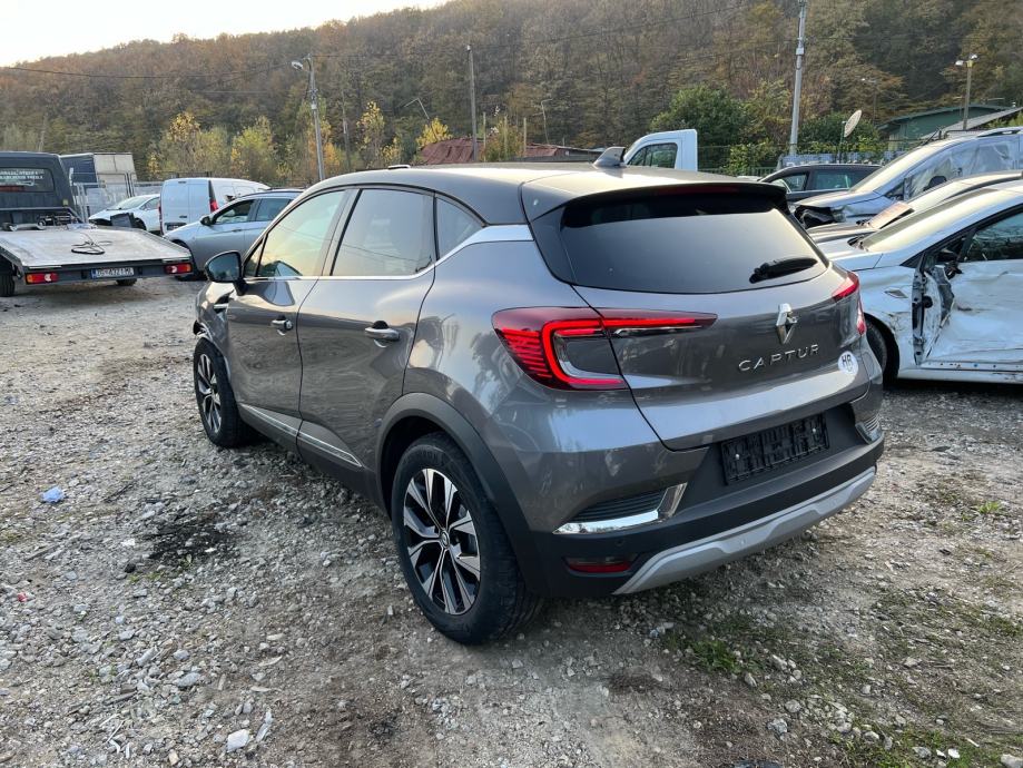 Renault Captur TCe automatik