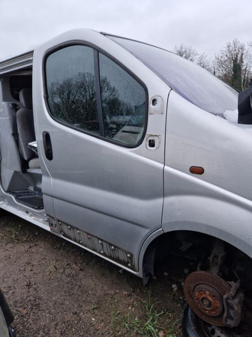 Renault Trafic 2,0 dCi DIJELOVI