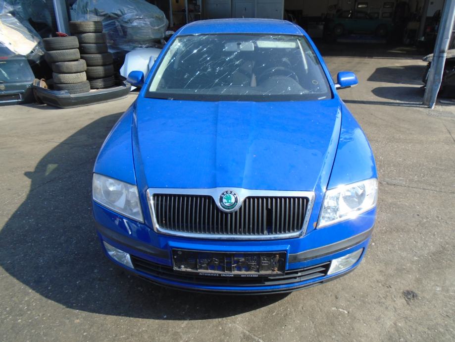 Škoda Octavia 2.0 FSI - DIJELOVI