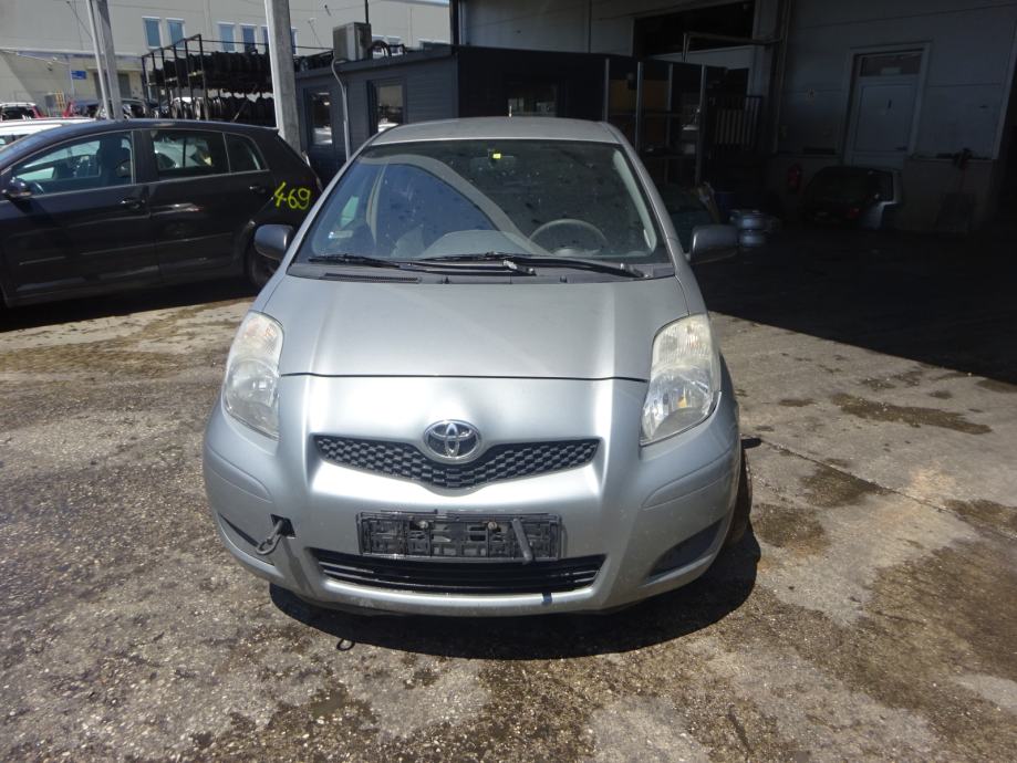 Toyota Yaris 1.3 VVT-i - DIJELOVI