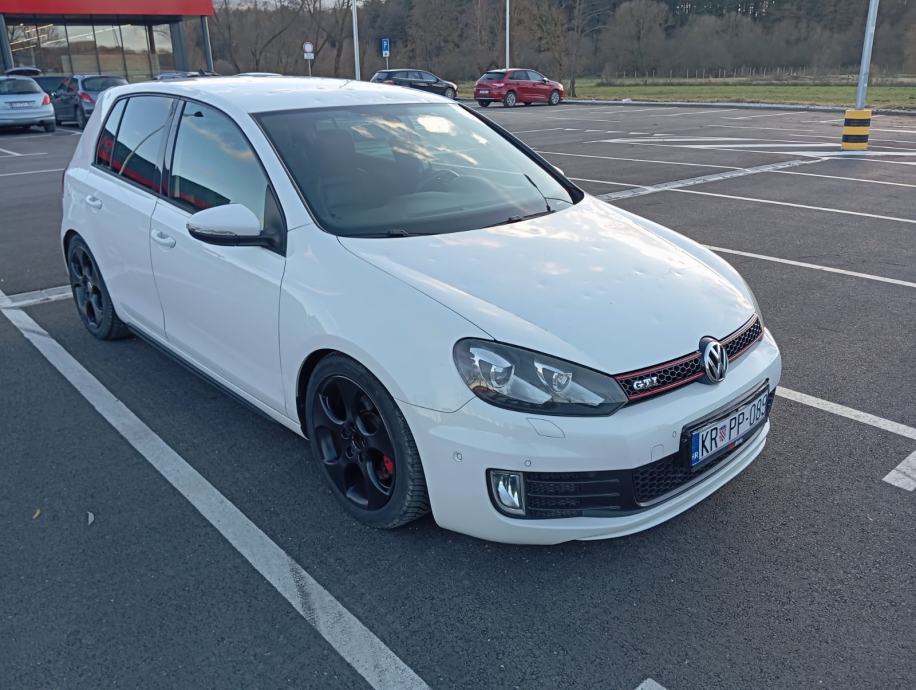 VW Golf 6 2,0 TSI DSG