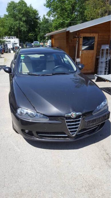 Alfa romeo 147 redizajn prednji kraj komplet hauba branik far lj + d