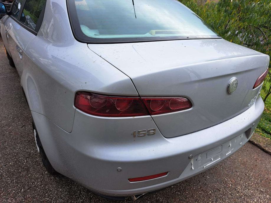 Alfa Romeo 159 3.2 JTS karoserija