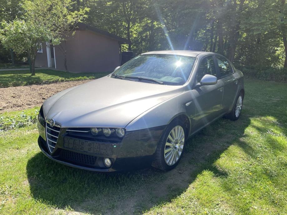 Alfa romeo 159