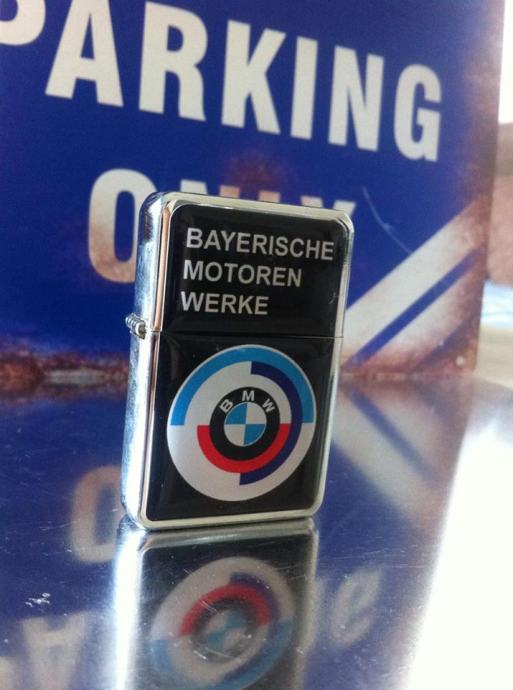 Зажигалка zippo bmw