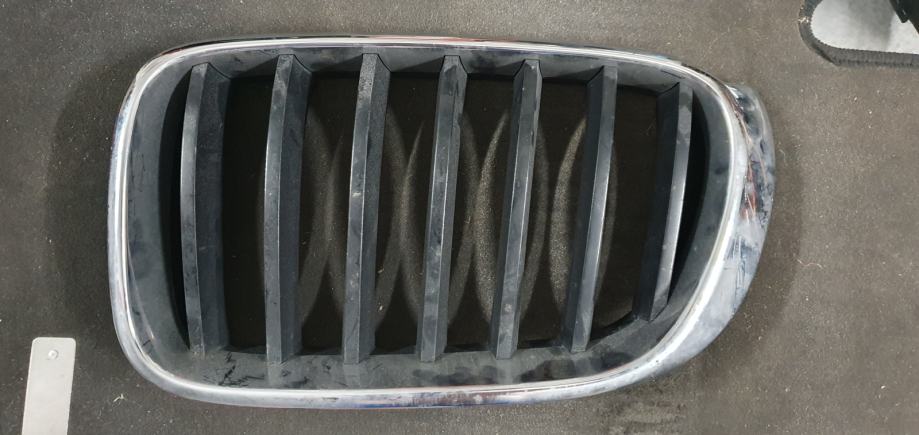 **BMW X3 / X4 F25 F26 ORIGINAL GRILLE 40502932 40502933**