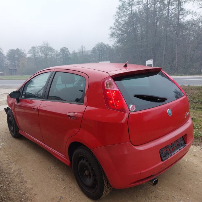 Fiat grande punto bunker hauba