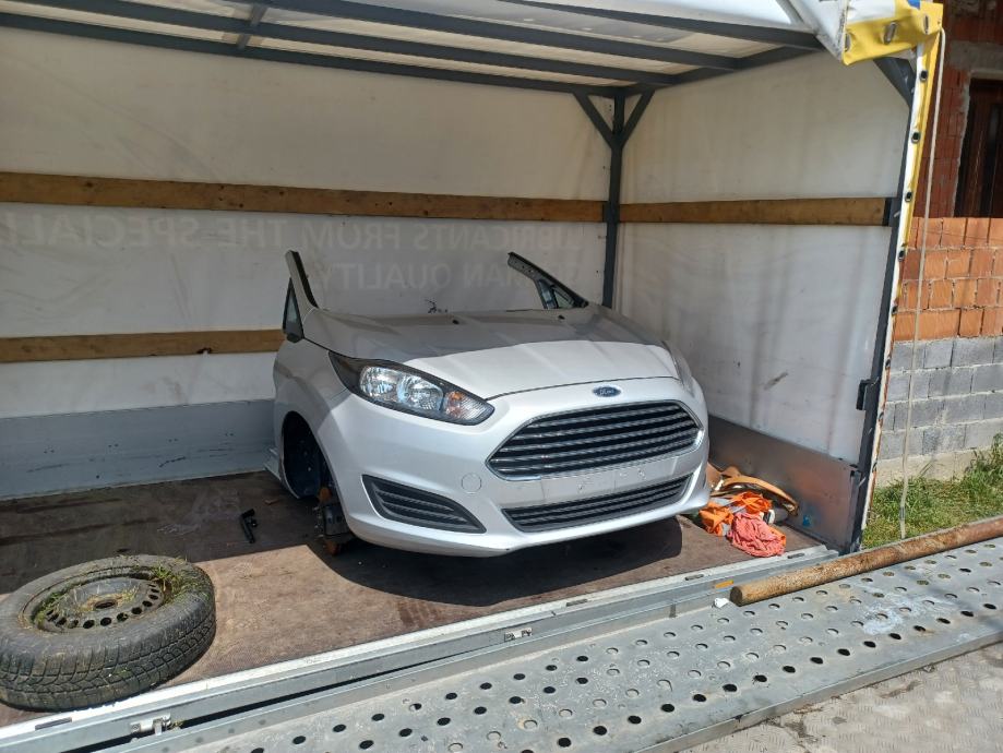 FORD FIESTA PREDNJI KRAJ