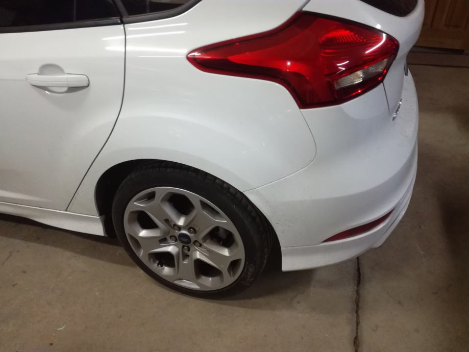 Blatobran .Ford focus 2015 g blatobran ,,stranica.